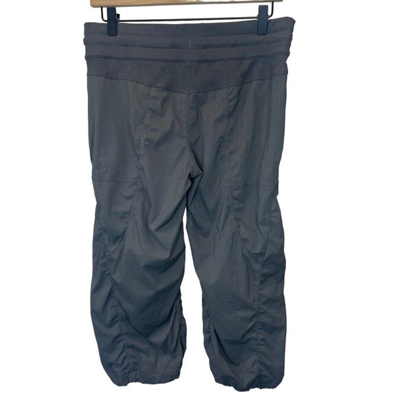 Lululemon Ruched Capri Pants Drawstring Waist and Hem Grey Color Ladies Size 8 - Picture 2 of 6
